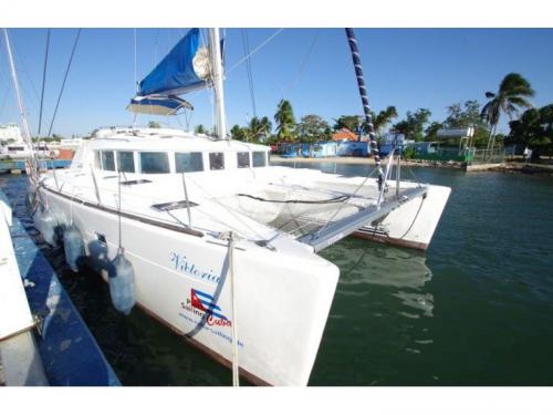 Cat Lagoon 440 for rent in Cienfuegos