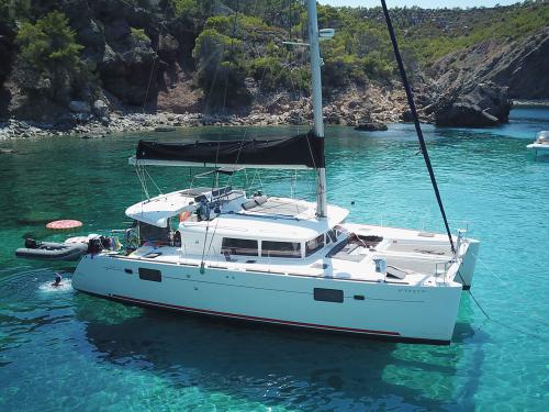 Catamaran Lagoon 450 for charter in Santa Eularia des Riu