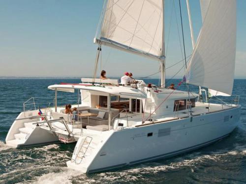 Katamaran Lagoon 450 Yachtcharter in Sant Antoni de Portmany