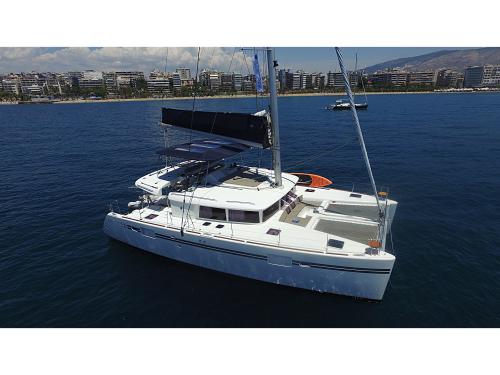 Catamaran Lagoon 450 for charter in Athens