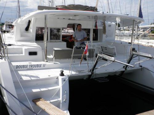 Katamaran Lagoon 450 chartern in Marina Dalmacija