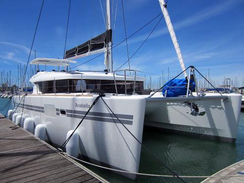 Catamaran Lagoon 450 for rent in Palma
