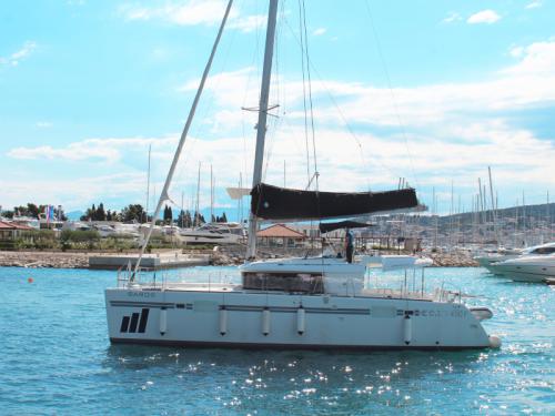 Katamaran Lagoon 450 F Yachtcharter in Seget