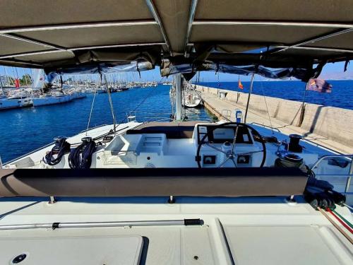Cat Lagoon 450 F for rent in Lefkas