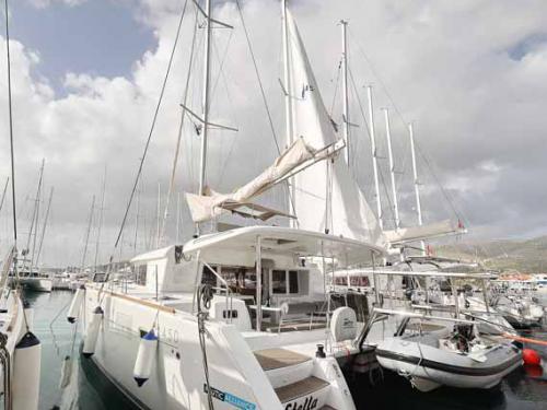 Cat Lagoon 450 F for hire in Marina Hramina