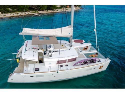 Kat Lagoon 450 F chartern in Ploce