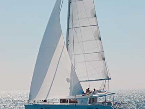 Katamaran Lagoon 450 F Yachtcharter in Marina Seget Donji