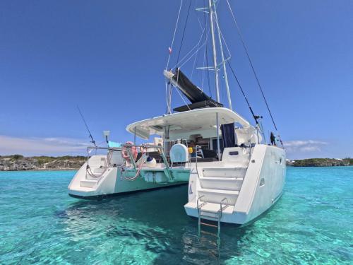 Catamaran Lagoon 450 F for charter in Lefkas