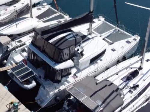 Kat Lagoon 450 F chartern in Tourlos