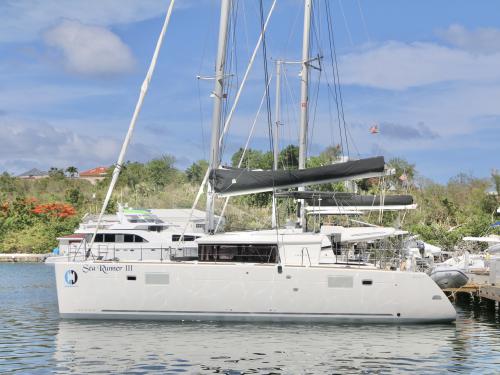 Catamaran Lagoon 450 F for rent in Maya Cove