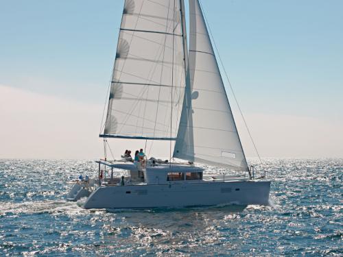 Cat Lagoon 450 F available for charter in Lavrio