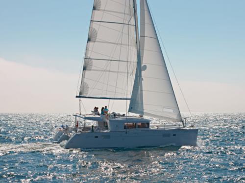 Katamaran Lagoon 450 F Yachtcharter in Lavrio
