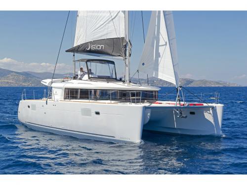 Cat Lagoon 450 F available for charter in Skiathos main Harbour