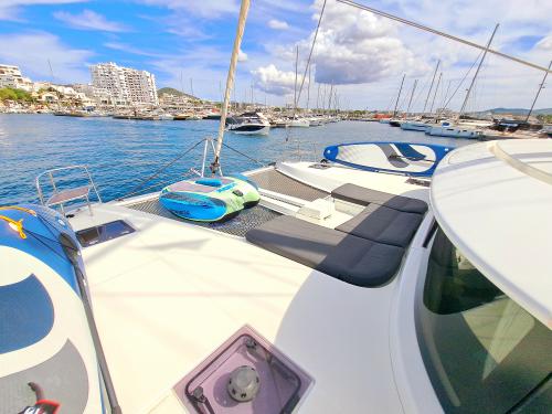 Katamaran Lagoon 460 chartern in Sant Antoni de Portmany