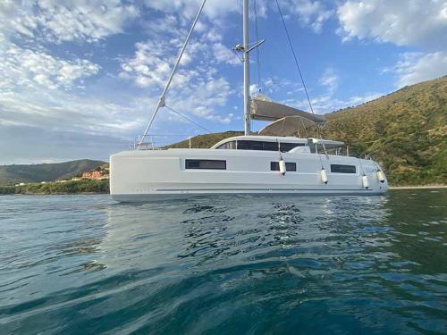 Catamaran Lagoon 46 available for charter in Salerno