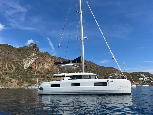 Catamaran Lagoon 46 available for charter in Messina