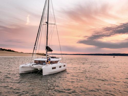 Catamaran Lagoon 46 for hire in Vlychada Port