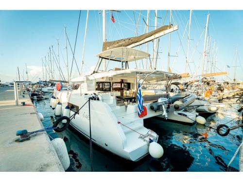 Kat Lagoon 46 Yachtcharter in Piso Livadi