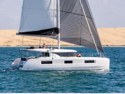 Catamaran Lagoon 46 for charter in Salerno