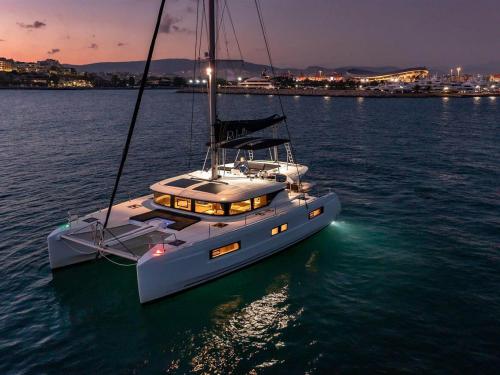 Cat Lagoon 46 for charter in Trogir