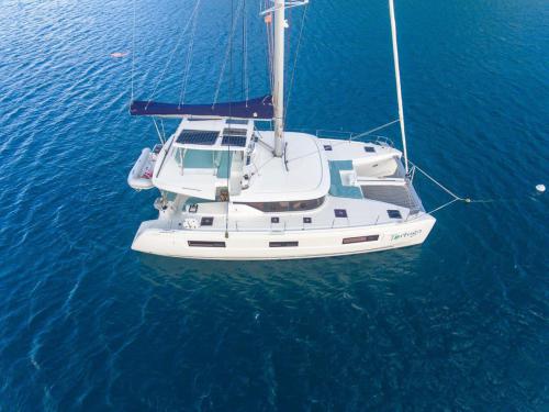 Catamaran Lagoon 46 for charter in Joma Marina