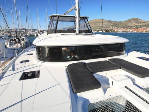 Catamaran Lagoon 46 for rent in Kastela