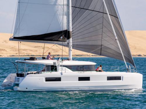Catamaran Lagoon 46 for rent in Road Town