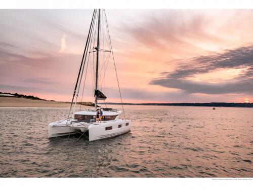 Catamaran Lagoon 46 for rent in Trogir