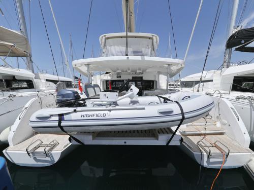 Katamaran Lagoon 46 chartern in Marina Dalmacija