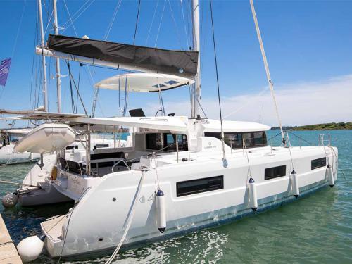 Kat Lagoon 46 Yachtcharter in Pomer