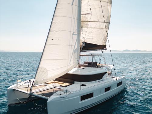 Catamaran Lagoon 46 for rent in Athens