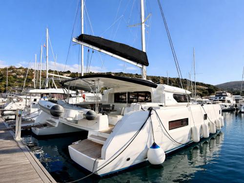 Cat Lagoon 46 for charter in Marina Kremik