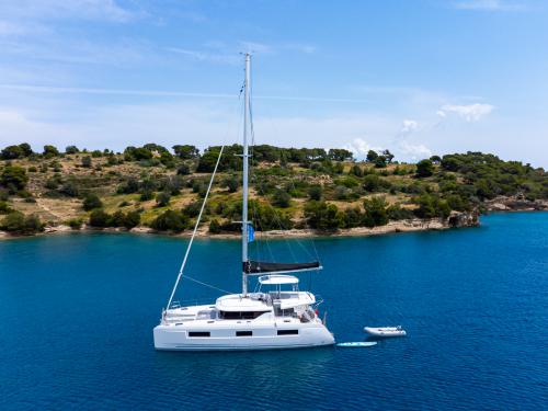 Cat Lagoon 46 for rent in Porto Heli