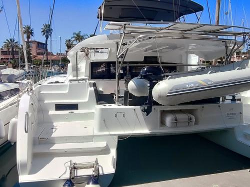Catamaran Lagoon 46 available for charter in Marina di Portorosa