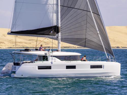 Catamaran Lagoon 46 for rent in Seget