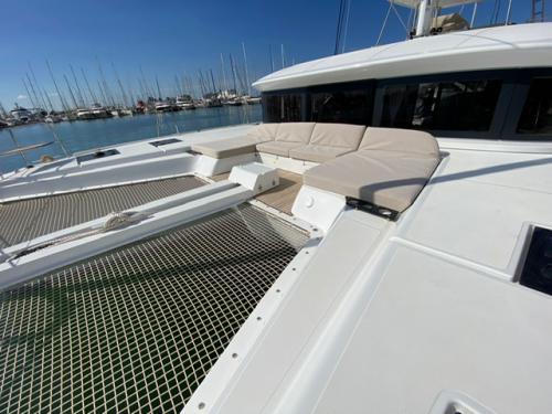 Katamaran Lagoon 50 Yachtcharter in Kastel Gomilica