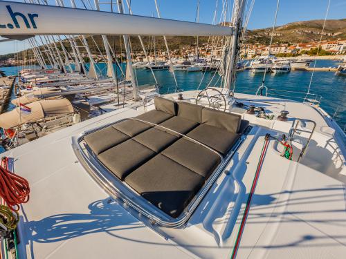 Kat Lagoon 50 Yachtcharter in ACI Marina Trogir
