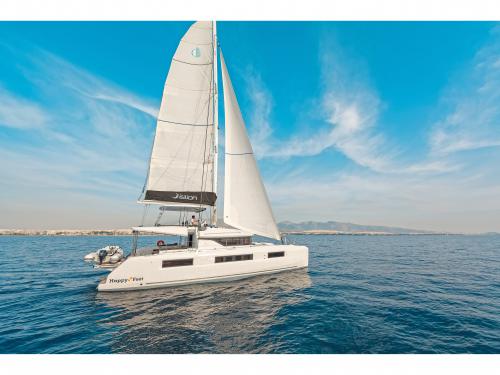 Catamaran Lagoon 50 for rent in Athens