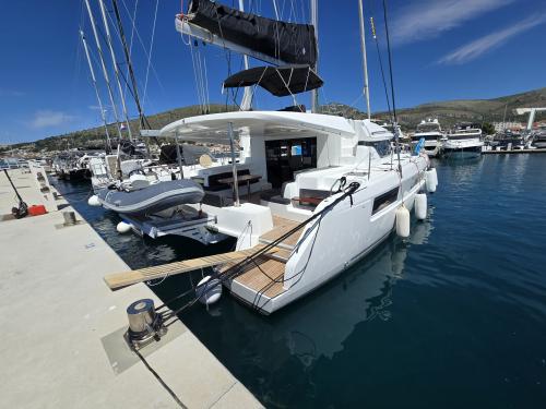 Cat Lagoon 50 for rent in Marina Seget Donji