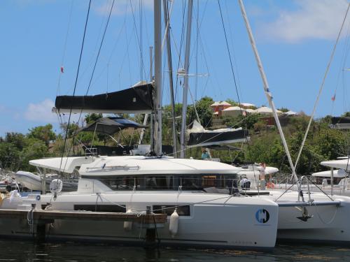 Cat Lagoon 50 for charter in Hodges Creek Marina
