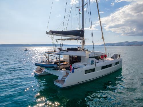 Catamaran Lagoon 50 available for charter in Kastel Gomilica