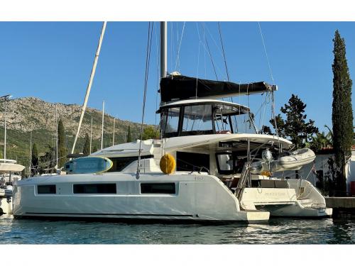 Cat Lagoon 50 for rent in Kastela