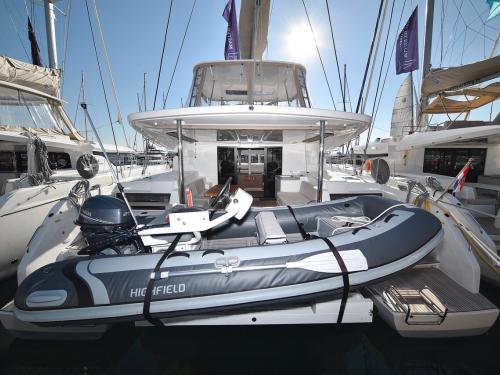 Catamaran Lagoon 50 for charter in Marina Dalmacija