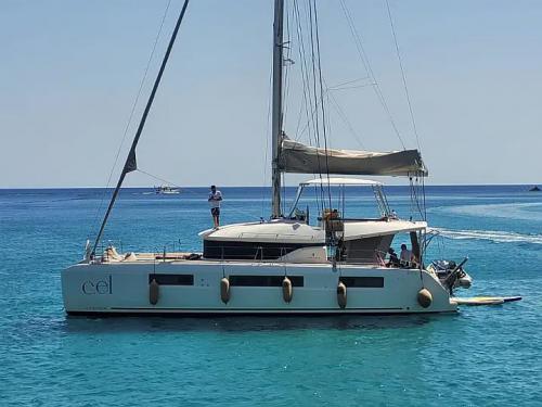 Katamaran Lagoon 50 Yachtcharter in Kallithea