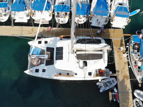 Katamaran Lagoon 50 chartern in Lefkas