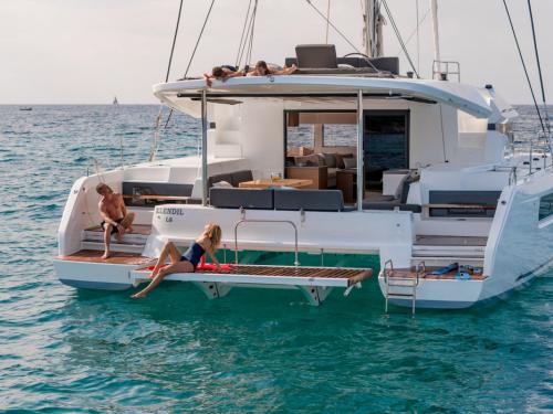 Katamaran Lagoon 50 Yachtcharter in Nanny Cay Marina