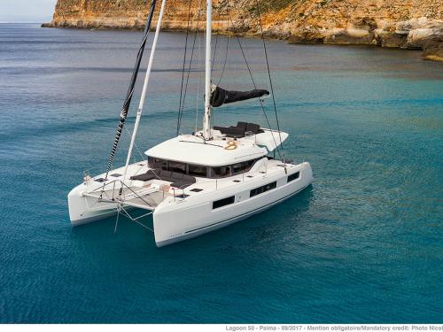 Katamaran Lagoon 50 Yachtcharter in Nanny Cay Marina