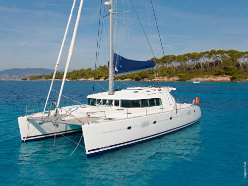 Catamaran Lagoon 500 for hire in ACI Marina Trogir