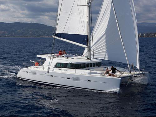 Katamaran Lagoon 500 chartern in Ponza LT