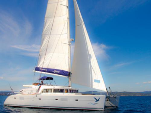 Catamaran Lagoon 500 for rent in Ajaccio